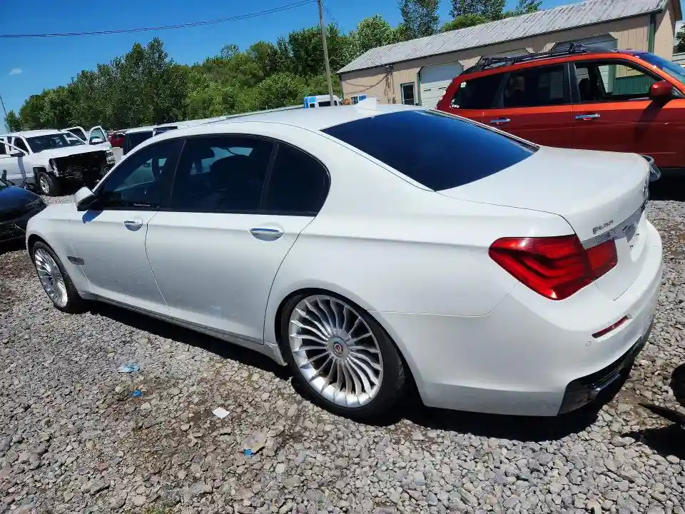 WBAYE8C56DD132363 2013 BMW 7 SERIES-1