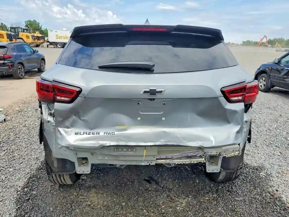 3GNKBHR4XPS124665 2023 CHEVROLET BLAZER-5
