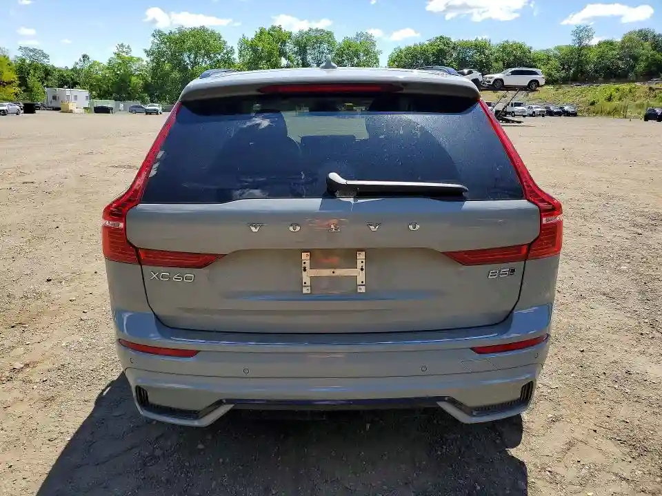 YV4M12RC0S1172255 2025 VOLVO XC60-5