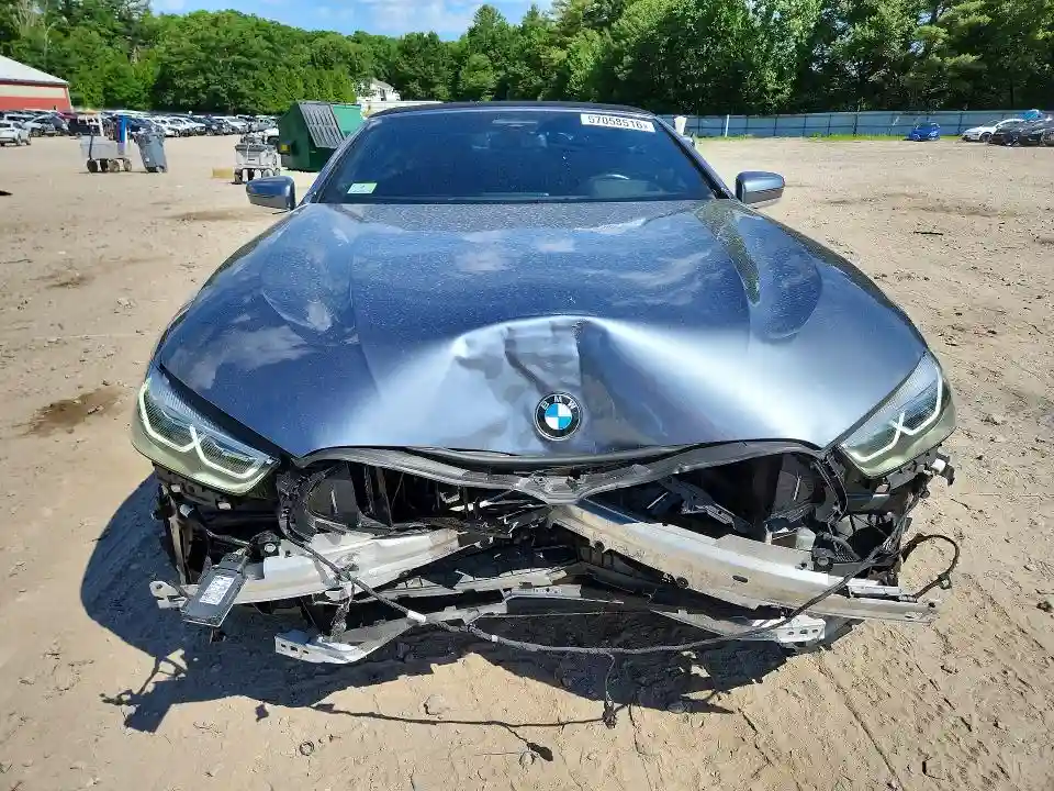 WBAFY4C06MCG49943 2021 BMW M8-4