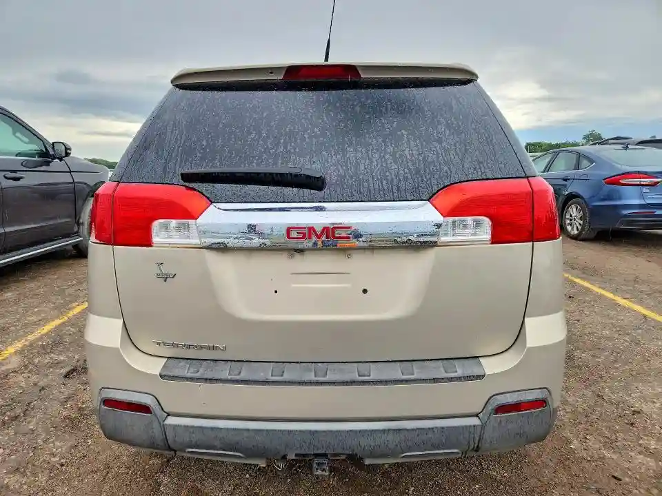 2CTALFEW1A6352643 2010 GMC TERRAIN-5