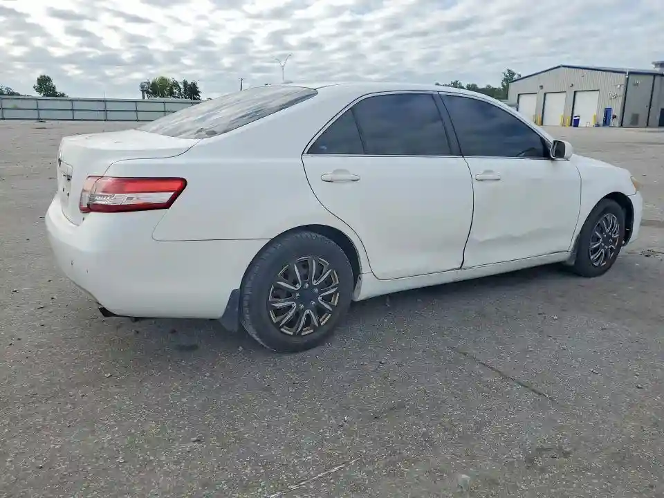 4T1BF3EK4AU539357 2010 TOYOTA CAMRY-2