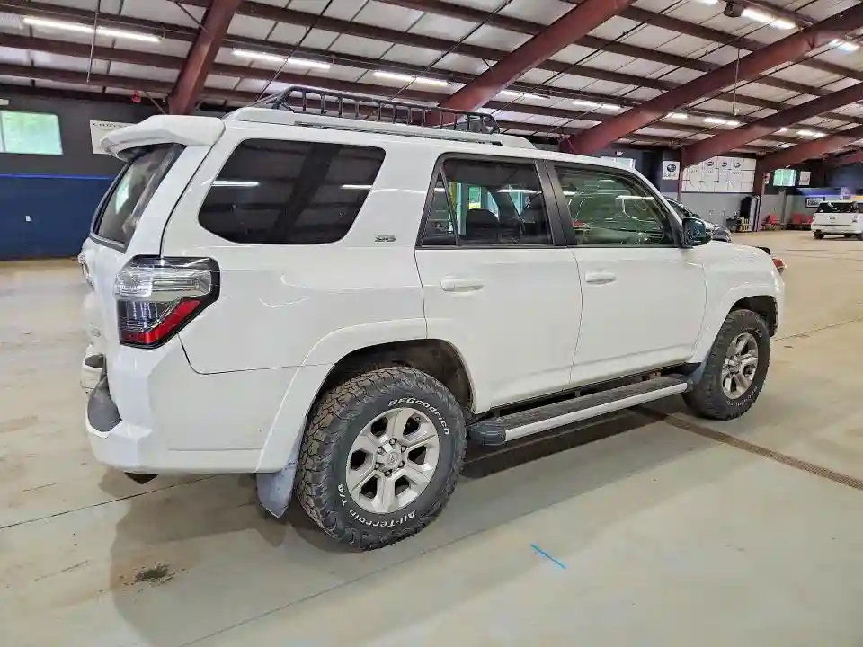 JTEBU5JRXF5263501 2015 TOYOTA 4RUNNER-2