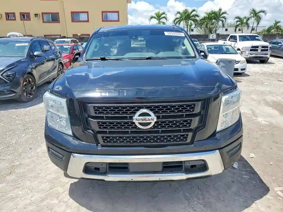 1N6AA1EFXMN526517 2021 NISSAN TITAN-4