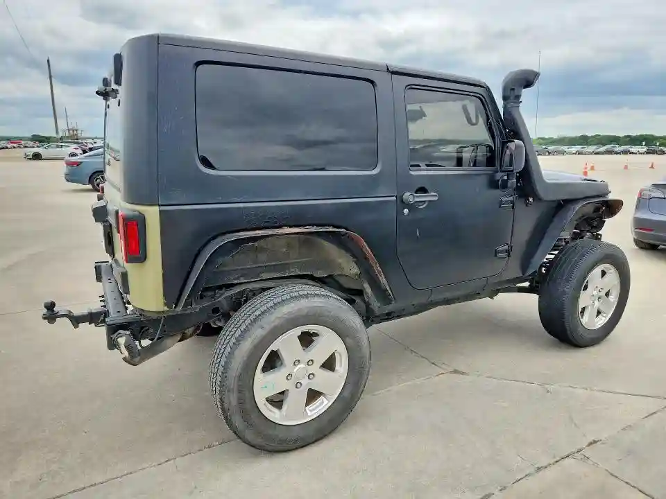 1J4AA2D14AL216900 2010 JEEP WRANGLER-2