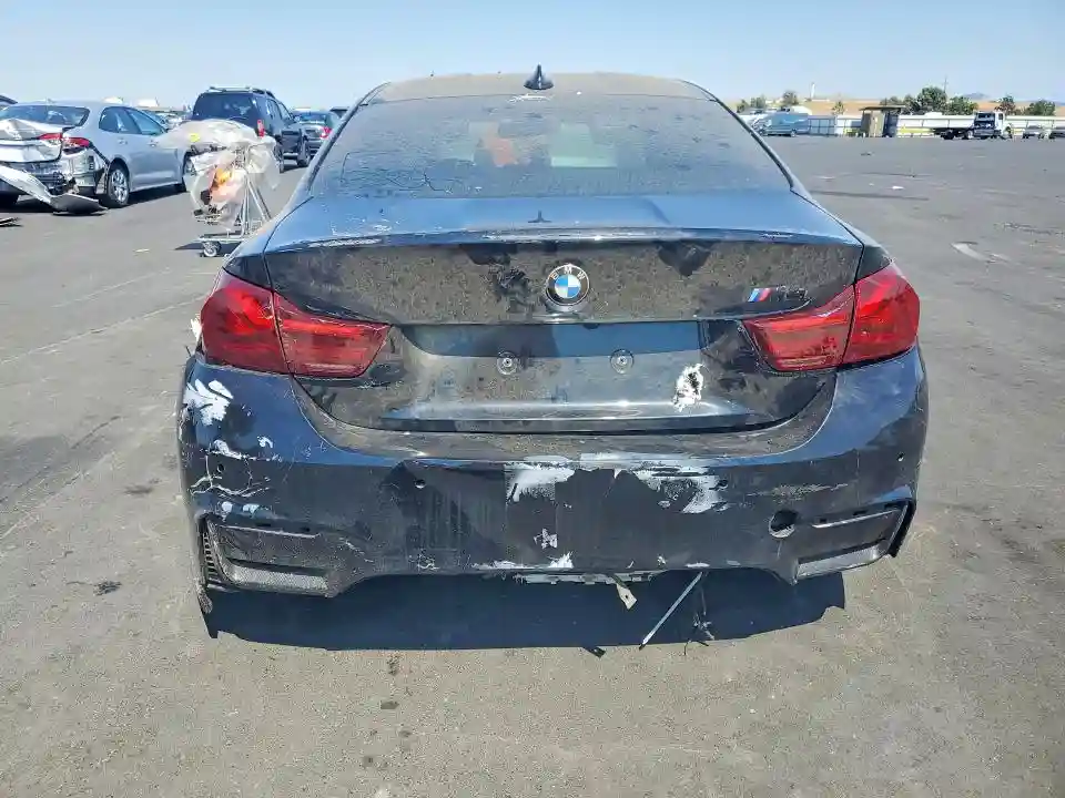 WBS4Y9C58JAA85506 2018 BMW M4-5