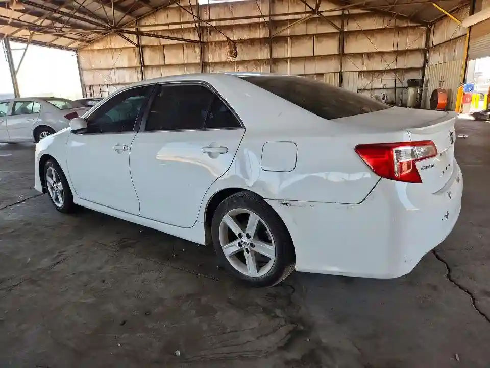 4T1BF1FK5EU329701 2014 TOYOTA CAMRY-1