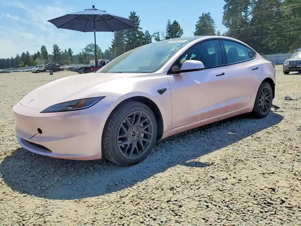 5YJ3E1EB8RF750856 2024 TESLA MODEL 3-0
