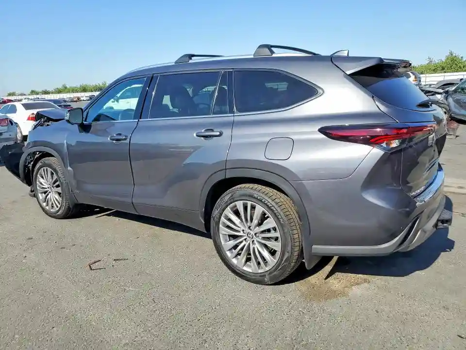 5TDEBRCH2RS621949 2024 TOYOTA HIGHLANDER-1