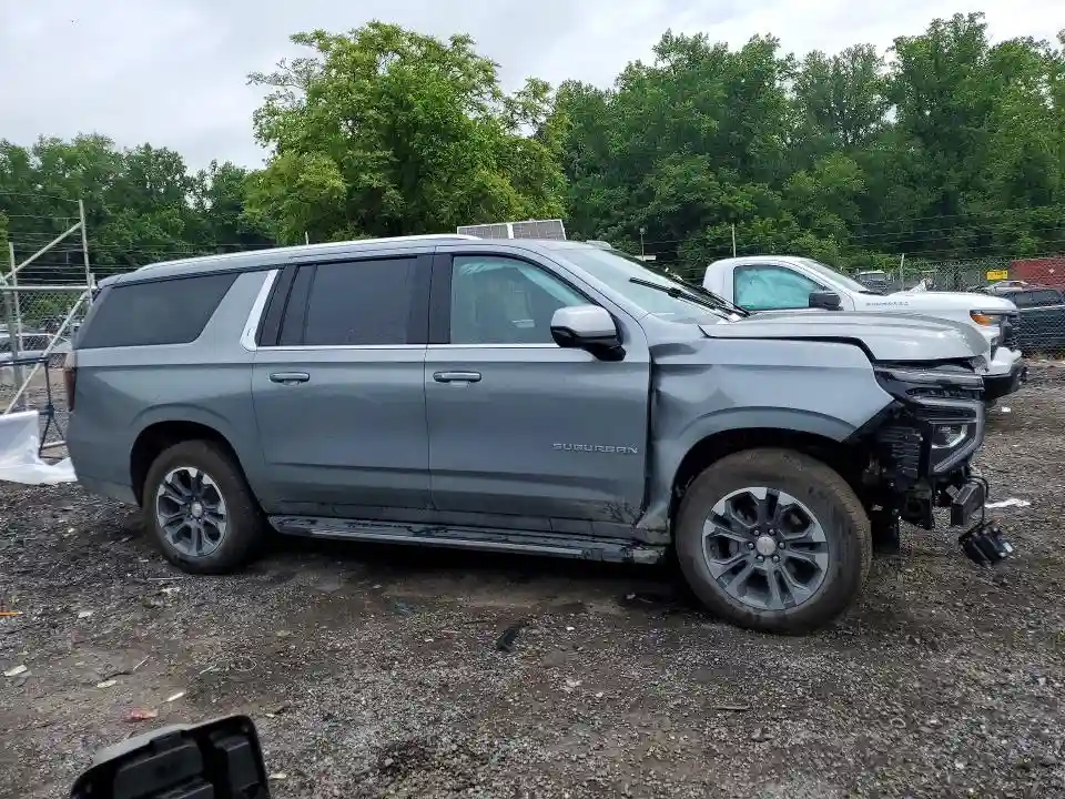 1GNS6CKD8TR112741 2026 CHEVROLET SUBURBAN-3