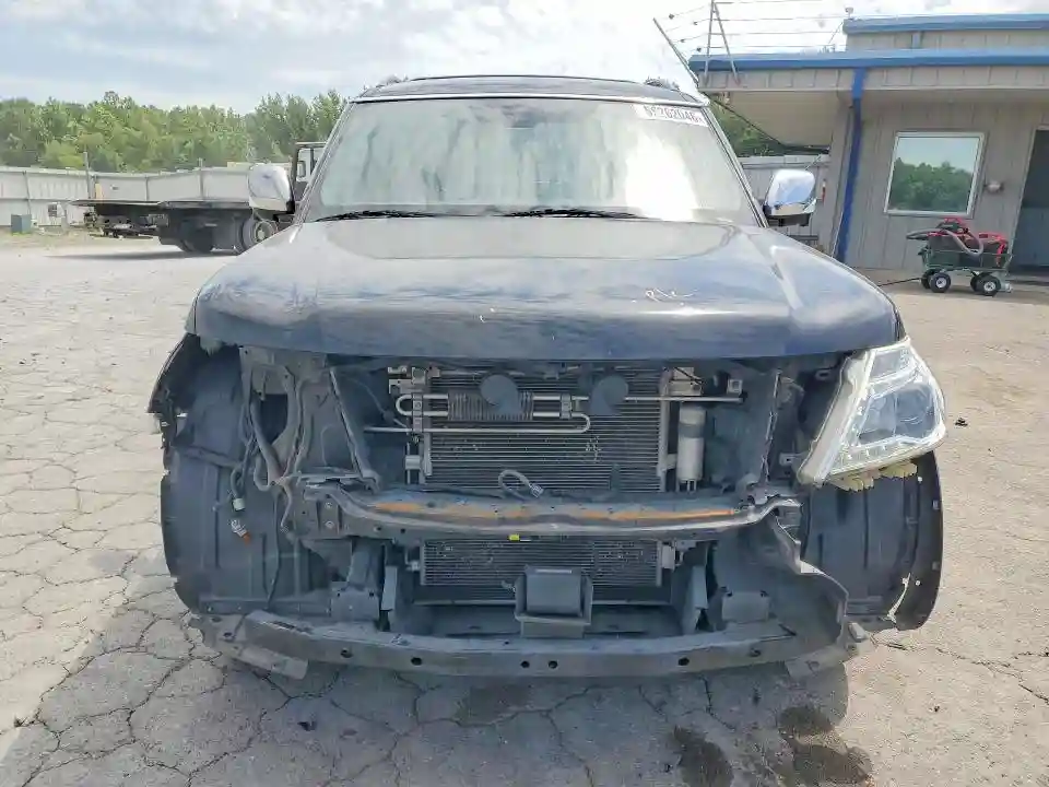 JN8AY2NF3J9332943 2018 NISSAN ARMADA-4