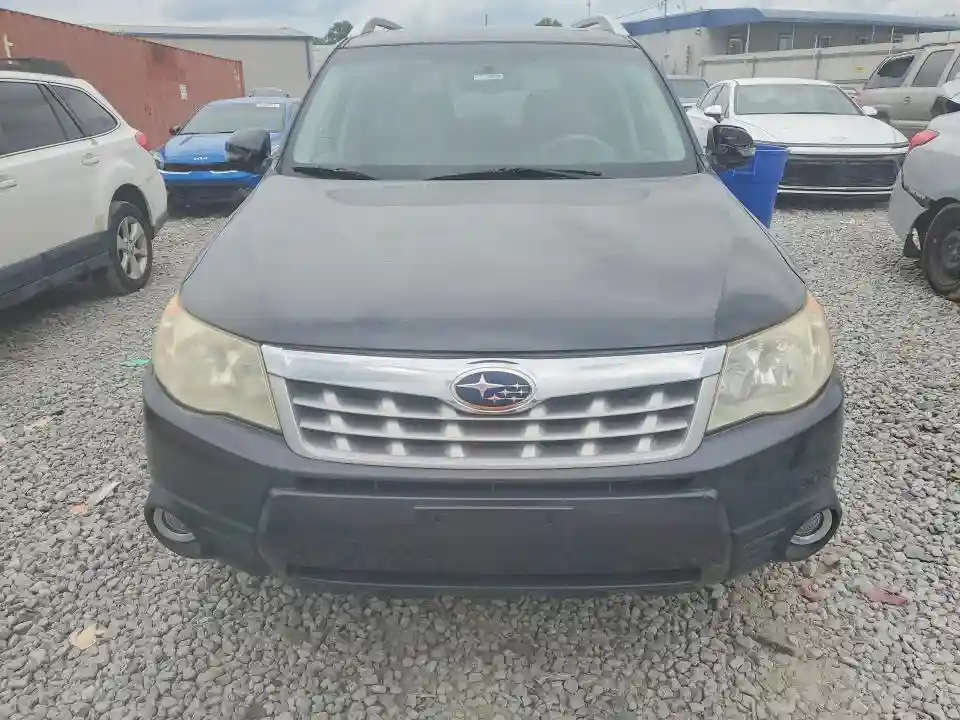 JF2SHAGC4BH724674 2011 SUBARU FORESTER-4
