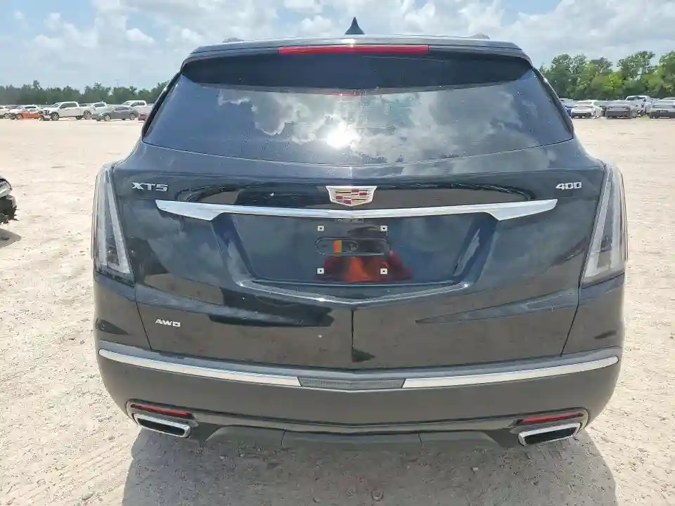 1GYKNGRS3PZ137957 2023 CADILLAC XT5-5