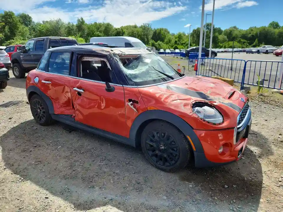 WMWXU3C53K2L20042 2019 MINI COOPER-3