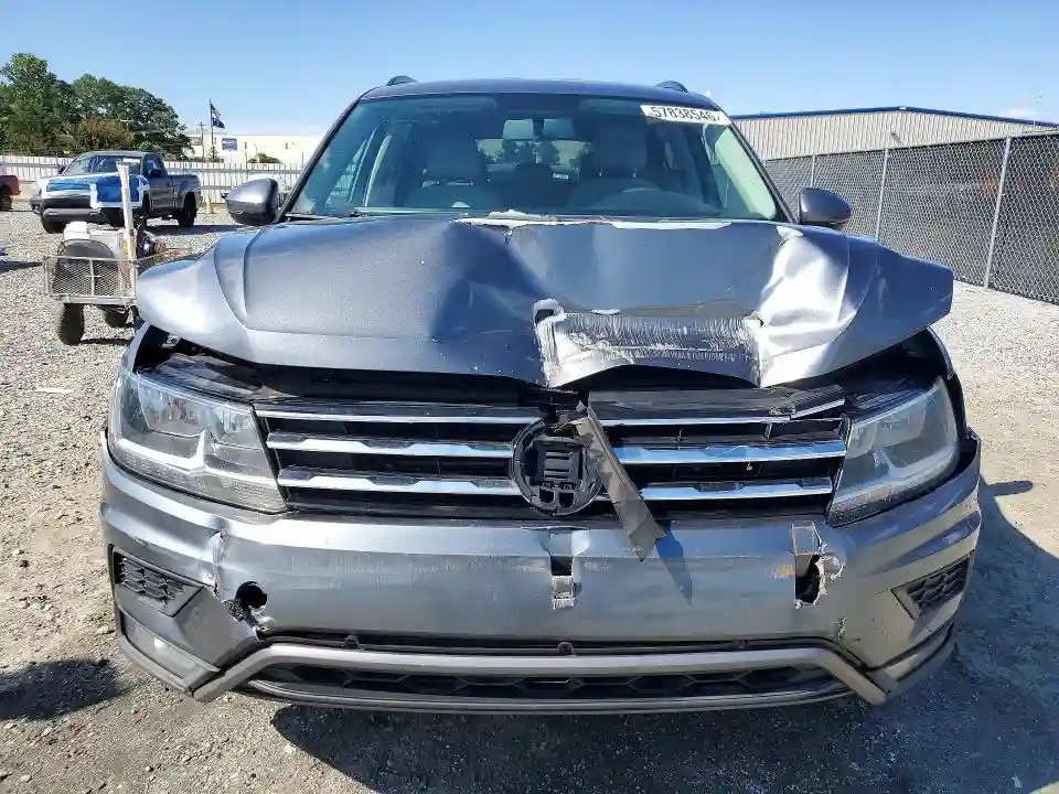 3VV1B7AX6JM019414 2018 VOLKSWAGEN TIGUAN-4