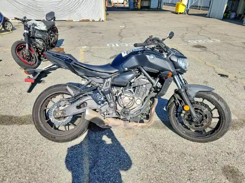 JYARM27E2KA002883 2019 YAMAHA MT07-0
