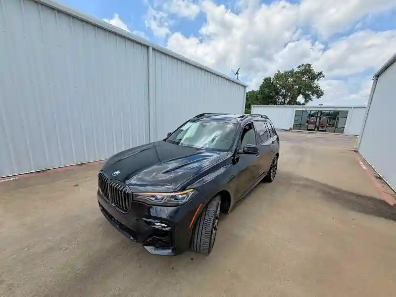 5UXCX6C08N9J82409 2022 BMW X7-1