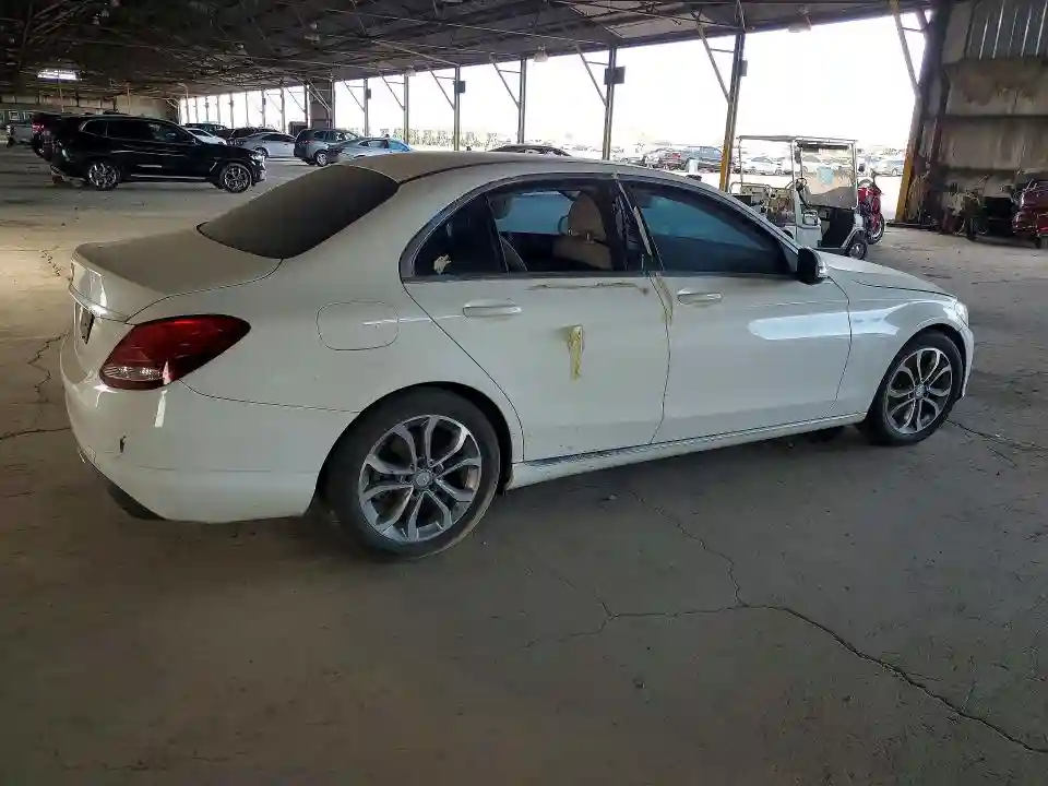 55SWF4JB5HU199977 2017 MERCEDES-BENZ C 300-2
