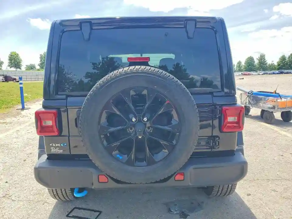 1C4JJXP68PW553054 2023 JEEP WRANGLER-5