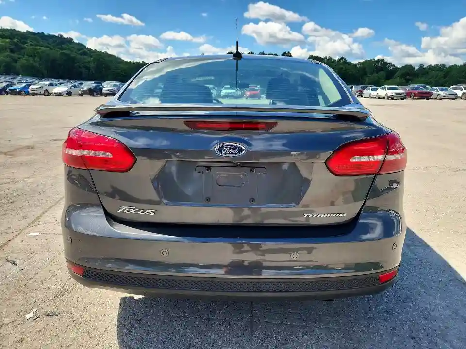 1FADP3J28HL260225 2017 FORD FOCUS-5