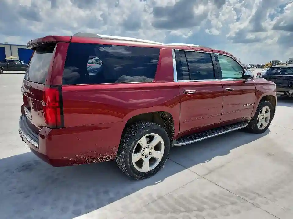 1GNSCJKC8HR211121 2017 CHEVROLET SUBURBAN-2