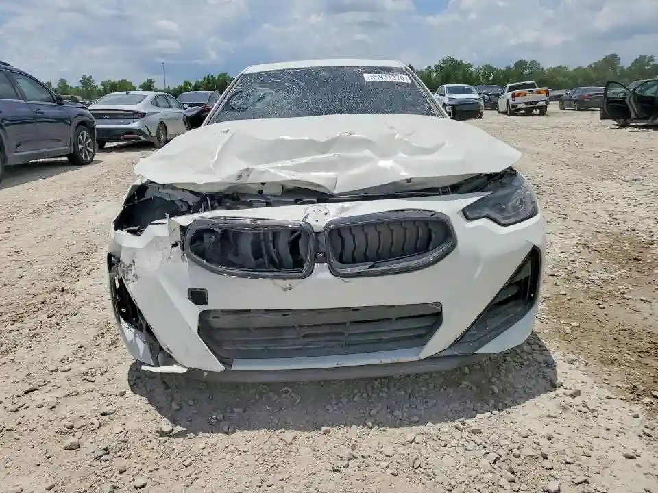 3MW53CM02P8D62966 2023 BMW M2-4