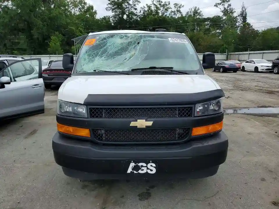 1GCWGAFPXP1251337 2023 CHEVROLET EXPRESS-4