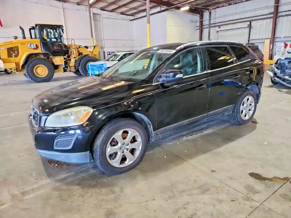 YV4952DLXD2407890 2013 VOLVO XC60-0