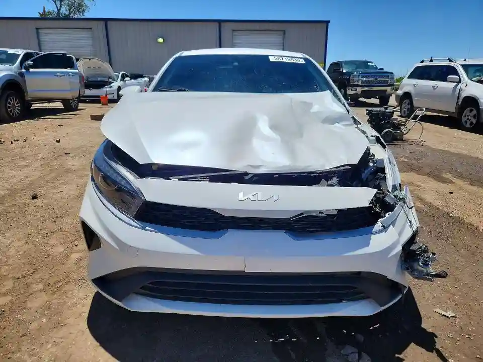 3KPF24AD6RE765439 2024 KIA FORTE-4