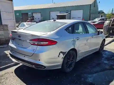 3FA6P0T98JR263960 2018 FORD FUSION-2