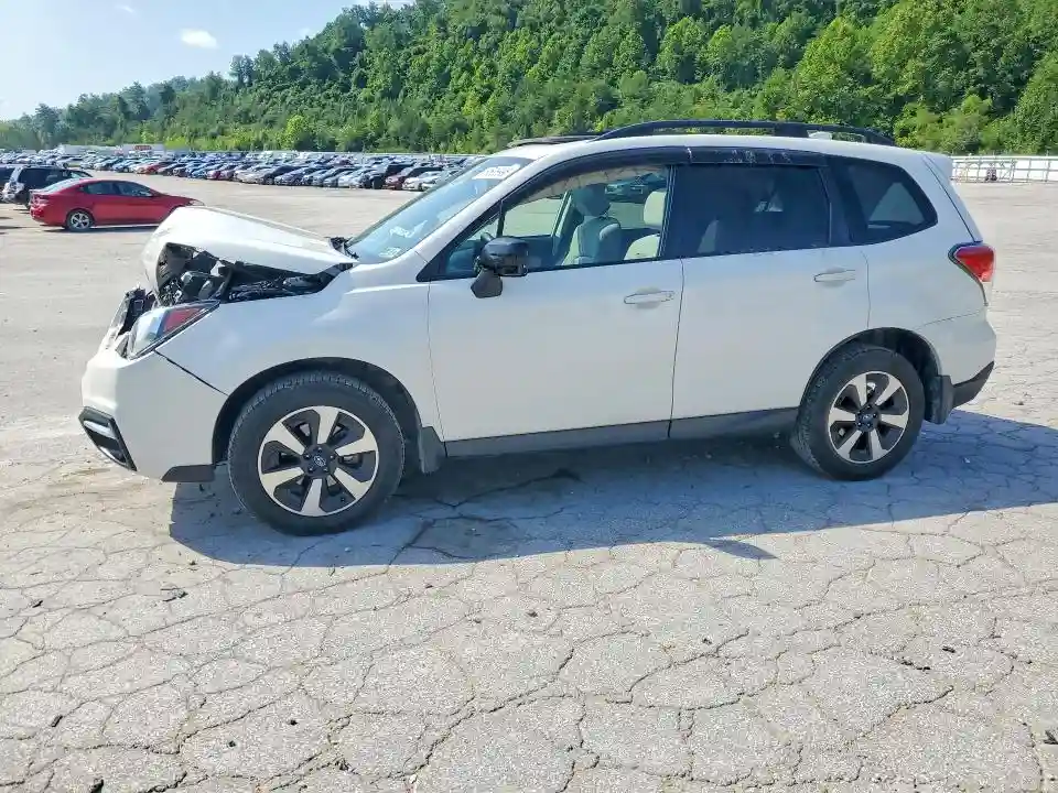 JF2SJAGC2JH582053 2018 SUBARU FORESTER-0