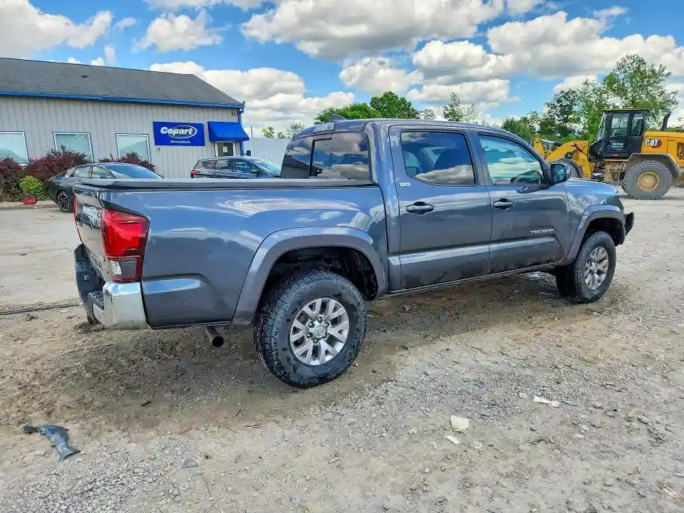 5TFAZ5CN2JX057386 2018 TOYOTA TACOMA-2