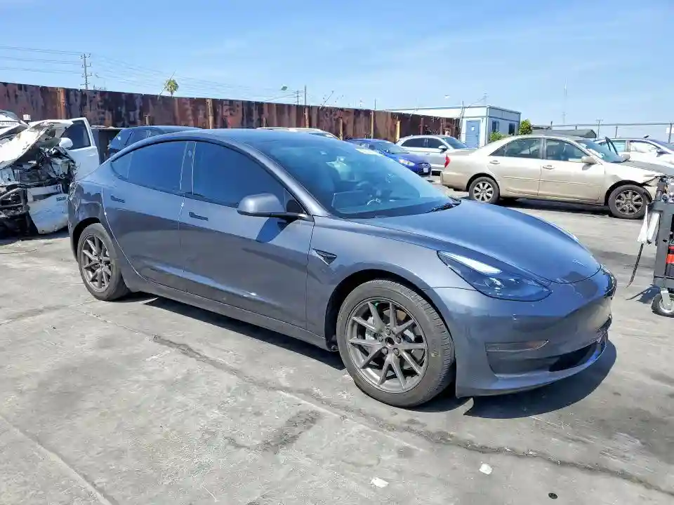 5YJ3E1EA7PF623942 2023 TESLA MODEL 3-3