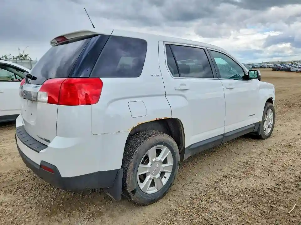 2GKFLREK8C6245760 2012 GMC TERRAIN-2