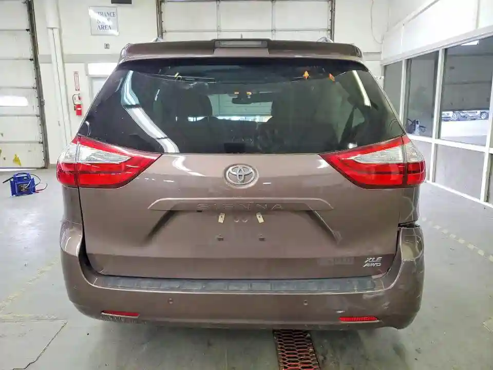 5TDDZ3DC9JS196287 2018 TOYOTA SIENNA-5