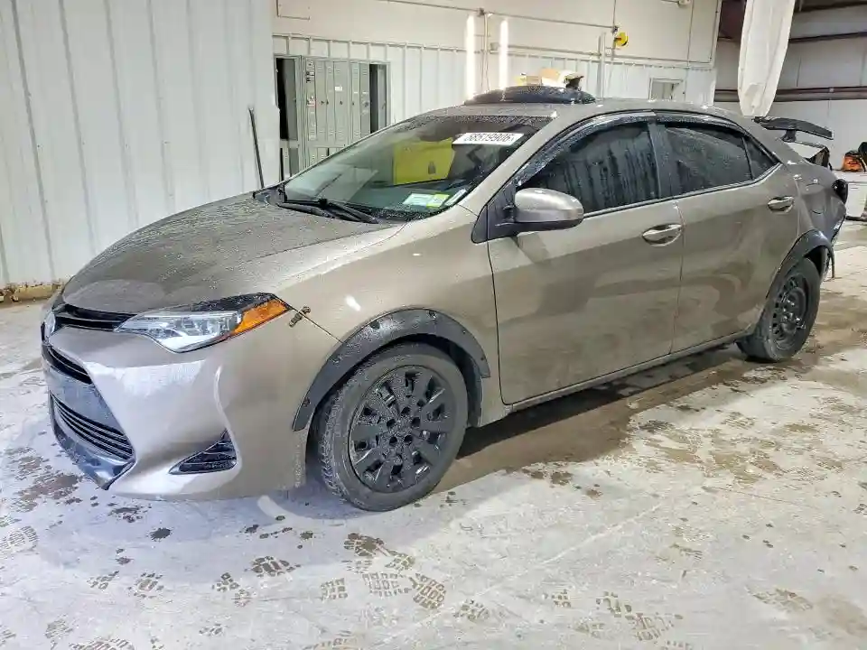 5YFBURHE4JP841828 2018 TOYOTA COROLLA-0