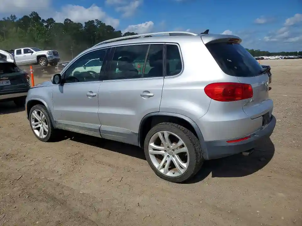 WVGAV7AX9GW554280 2016 VOLKSWAGEN TIGUAN-1