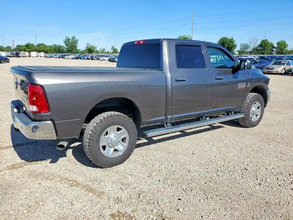 3C63R3CL7HG550109 2017 RAM 3500-2