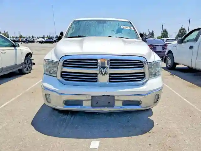1C6RR6GM3JS229665 2018 RAM 1500-4