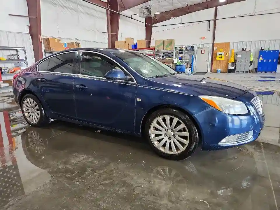 W04GV5EV8B1071990 2011 BUICK REGAL-3