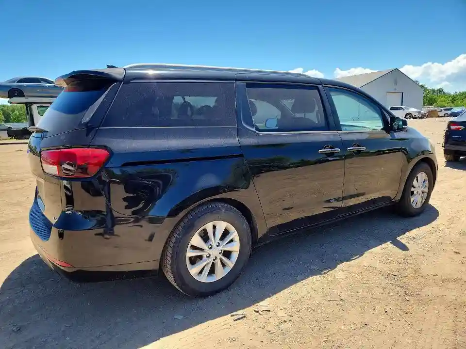 KNDMB5C1XF6068826 2015 KIA SEDONA-2