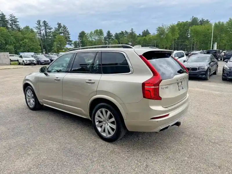 YV4A22PK2G1023590 2016 VOLVO XC90-2