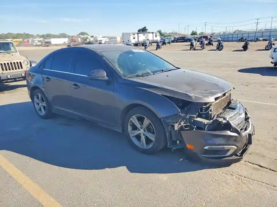 1G1PE5SB1F7251629 2015 CHEVROLET CRUZE-3
