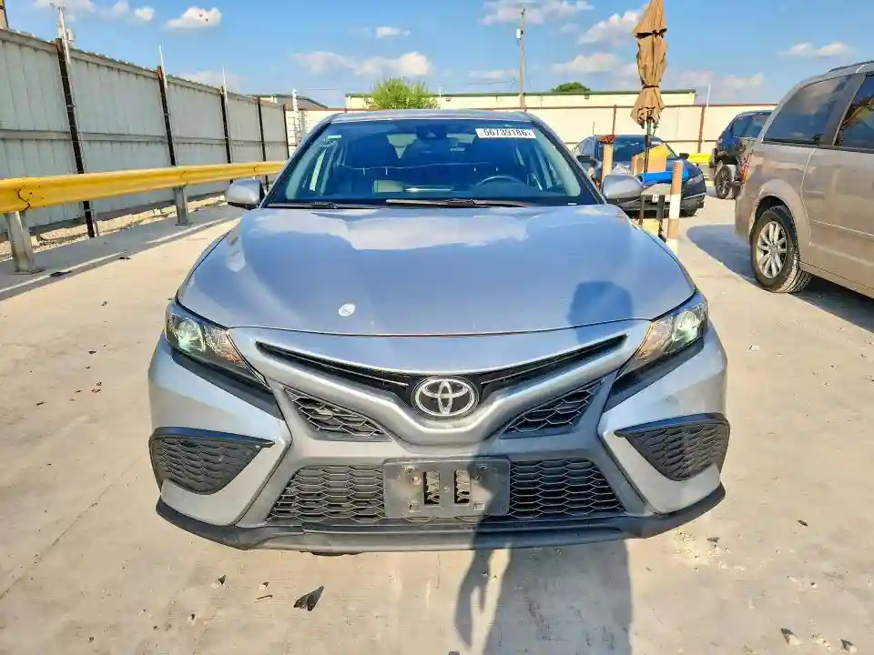 4T1G11AK5MU452988 2021 TOYOTA CAMRY-4