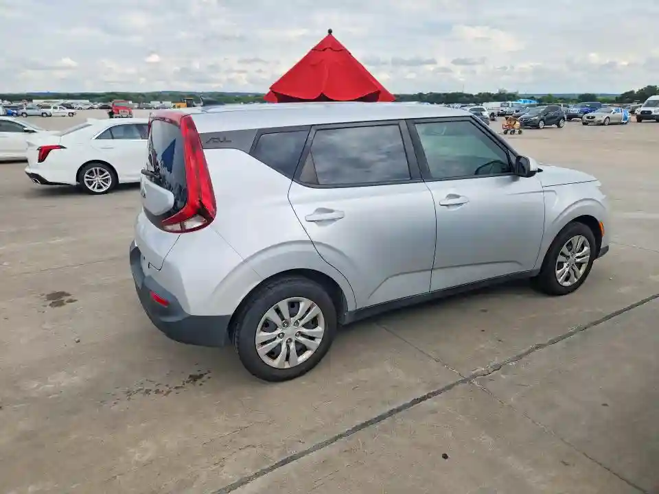 KNDJ23AU9L7073509 2020 KIA SOUL-2