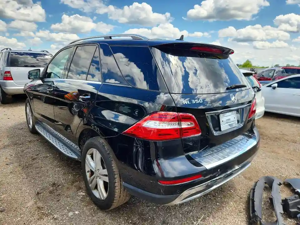 4JGDA5HB0CA010510 2012 MERCEDES-BENZ M-CLASS-1