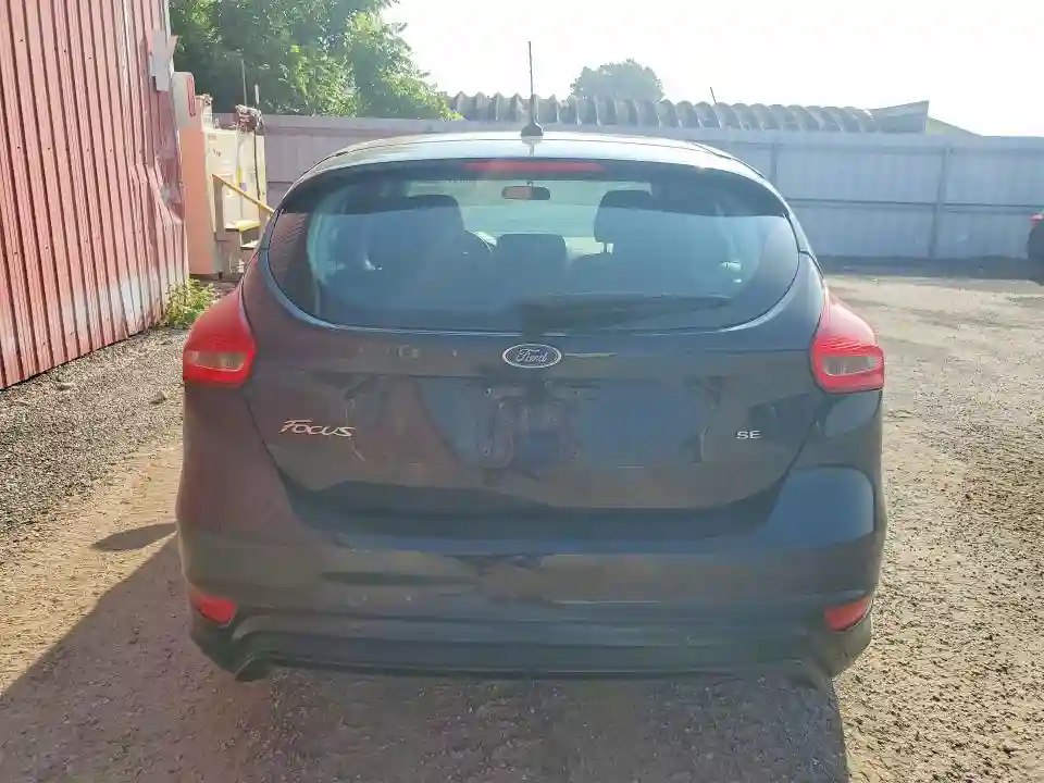 1FADP3K20JL305825 2018 FORD FOCUS-5