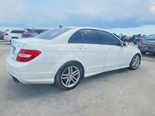 WDDGF8AB6DR278100 2013 MERCEDES-BENZ C-CLASS-2