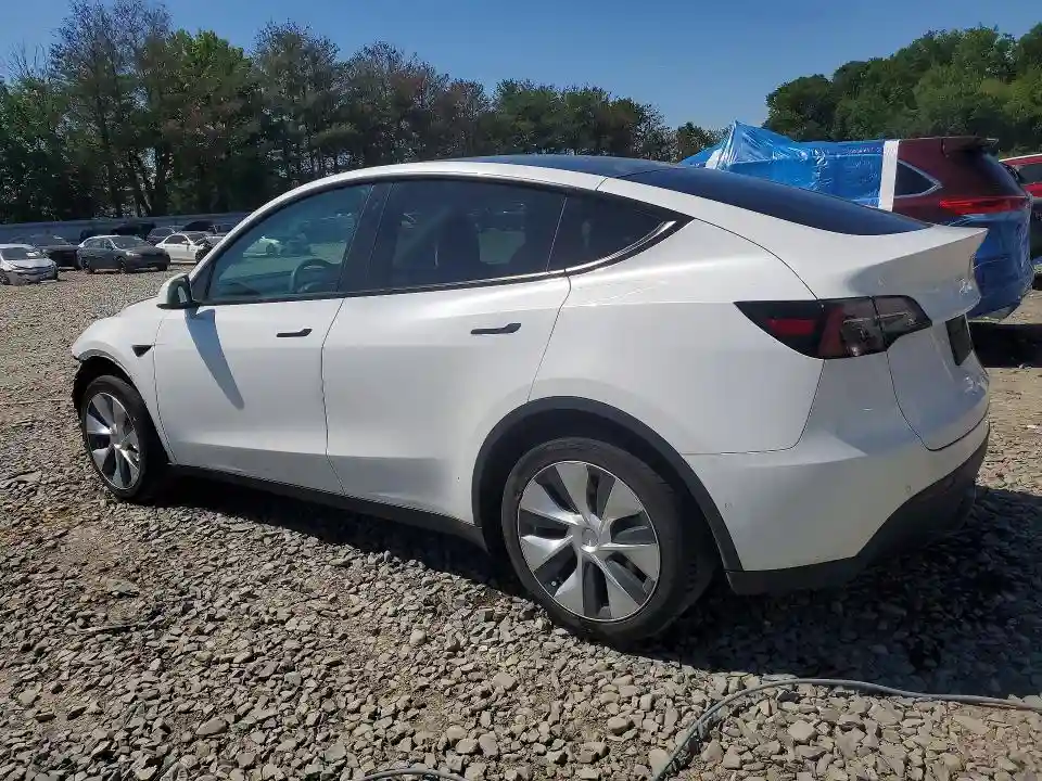 7SAYGDEE9NF314199 2022 TESLA MODEL Y-1