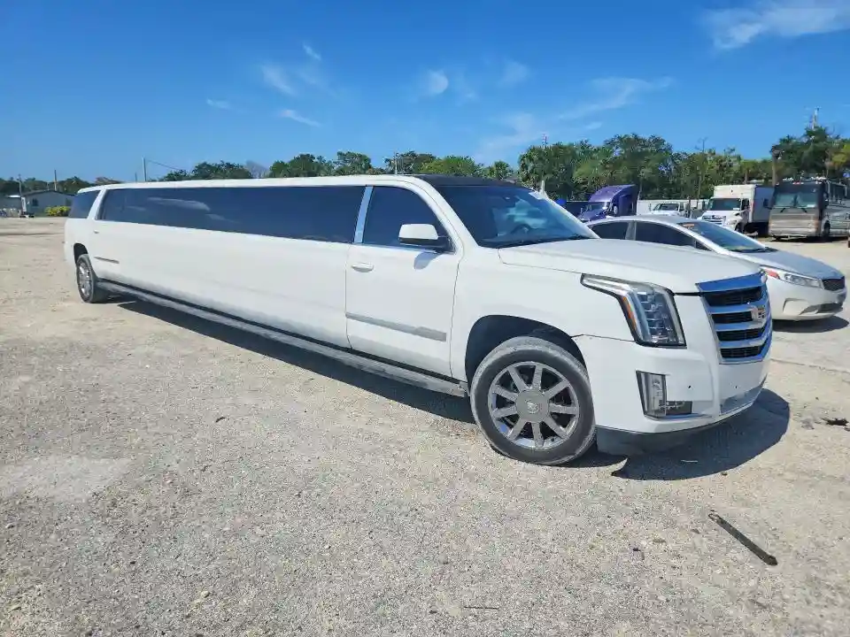 1GNSCJKC0FR139800 2015 CHEVROLET SUBURBAN-3